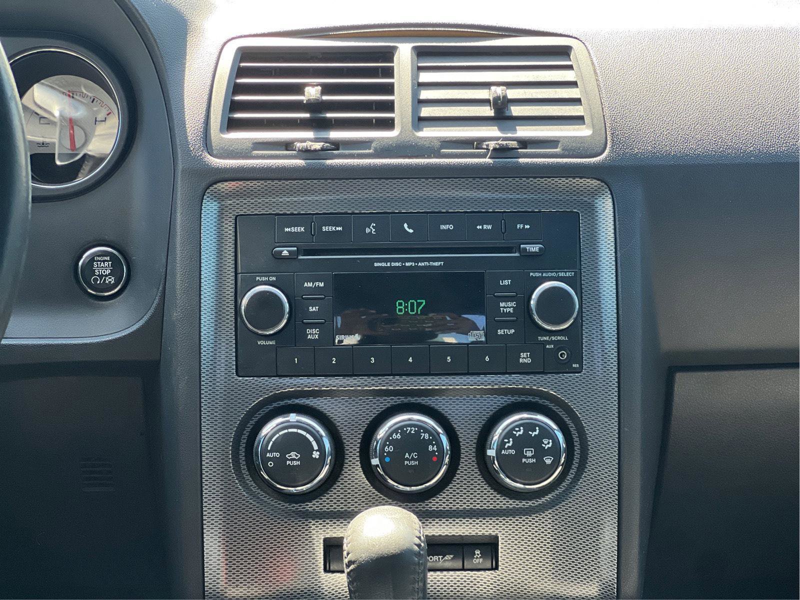 Used 2012 Dodge Challenger R/T image 6