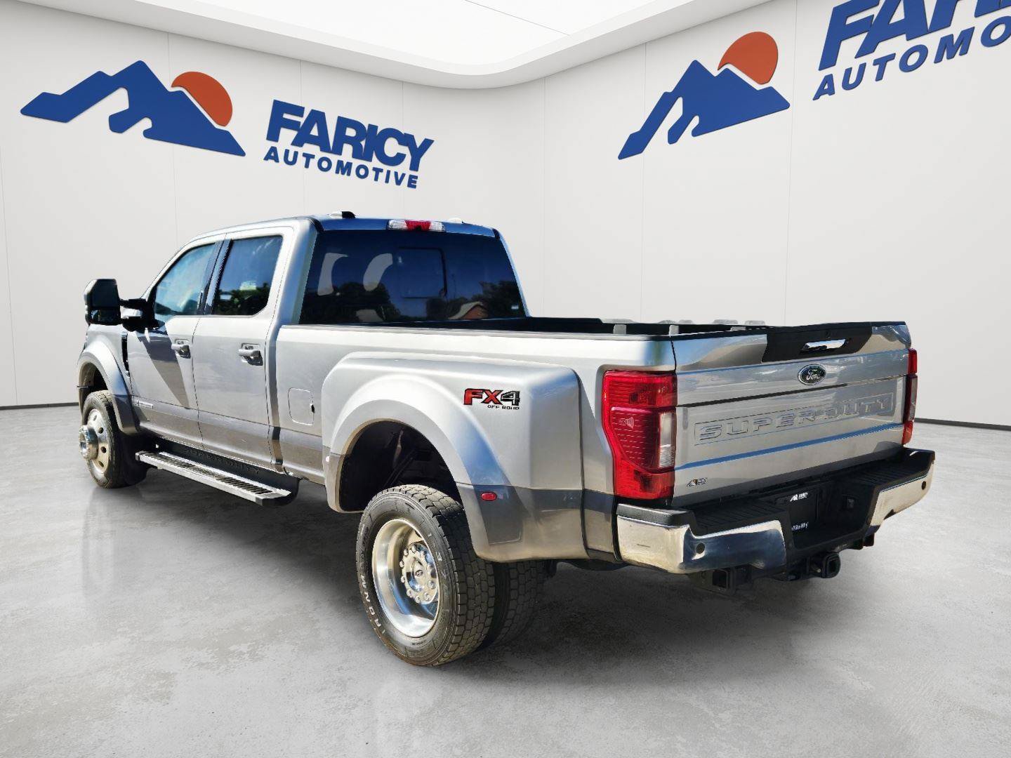 Used 2022 Ford F450 Lariat w/ Lariat Value Package AWD/4WD image 5