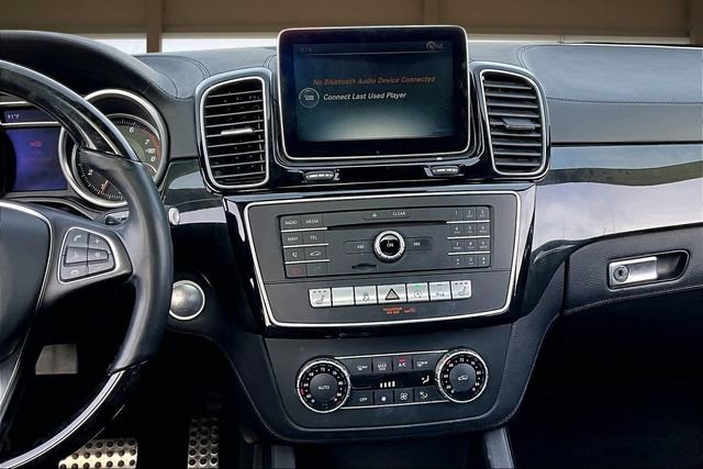 Used 2016 Mercedes-Benz GLE 400 4MATIC image 6