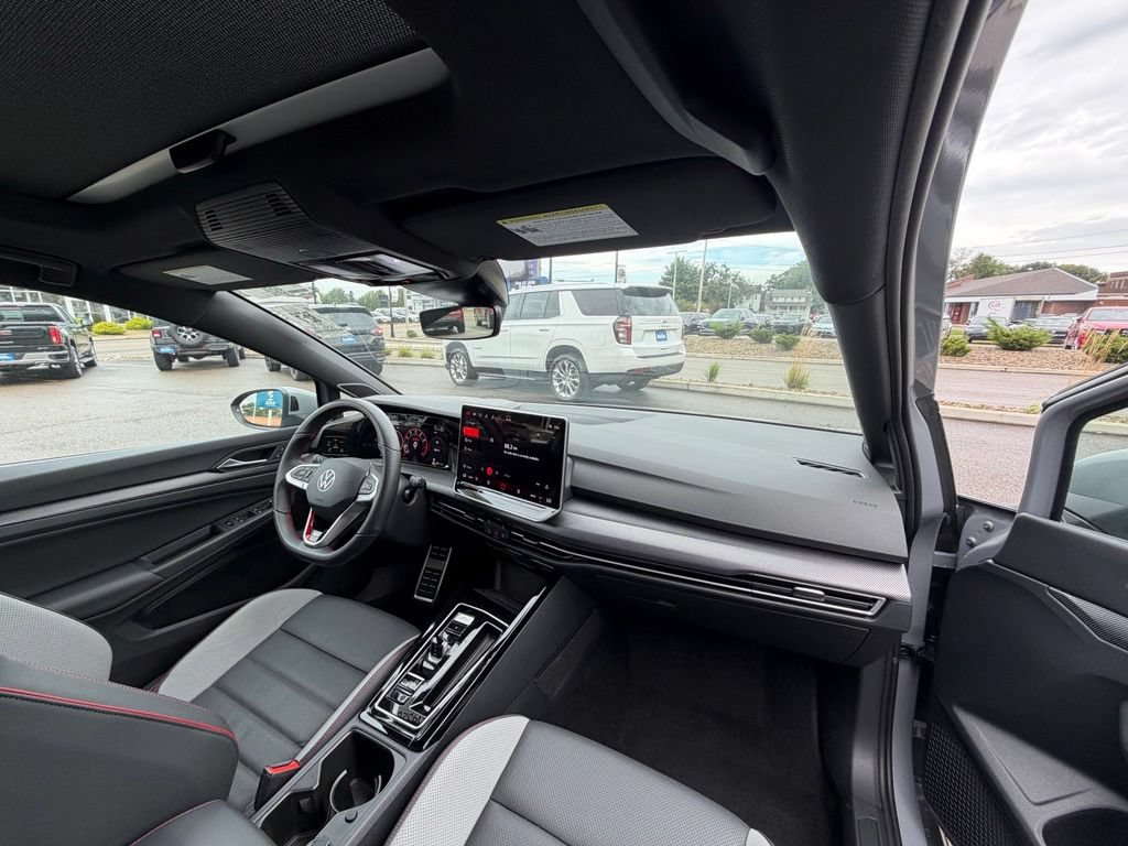 Certified 2025 Volkswagen GTI Autobahn FWD image 10