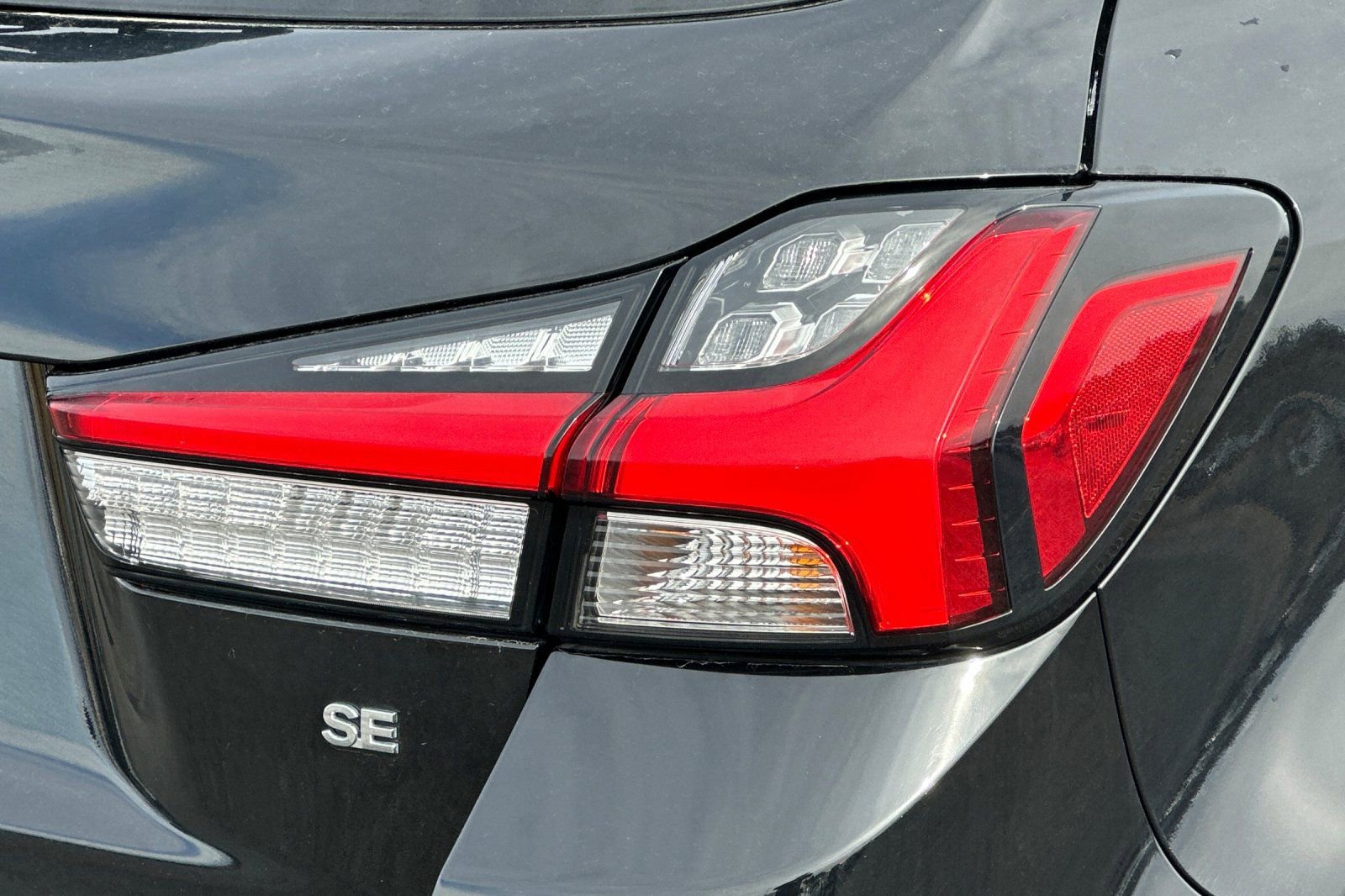 Used 2024 Mitsubishi Outlander Sport SE image 44