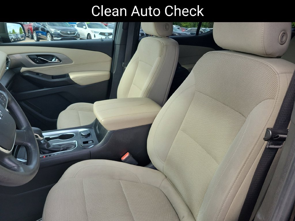 Used 2022 Chevrolet Traverse LS w/ Midnight/Sport Edition AWD/4WD image 6