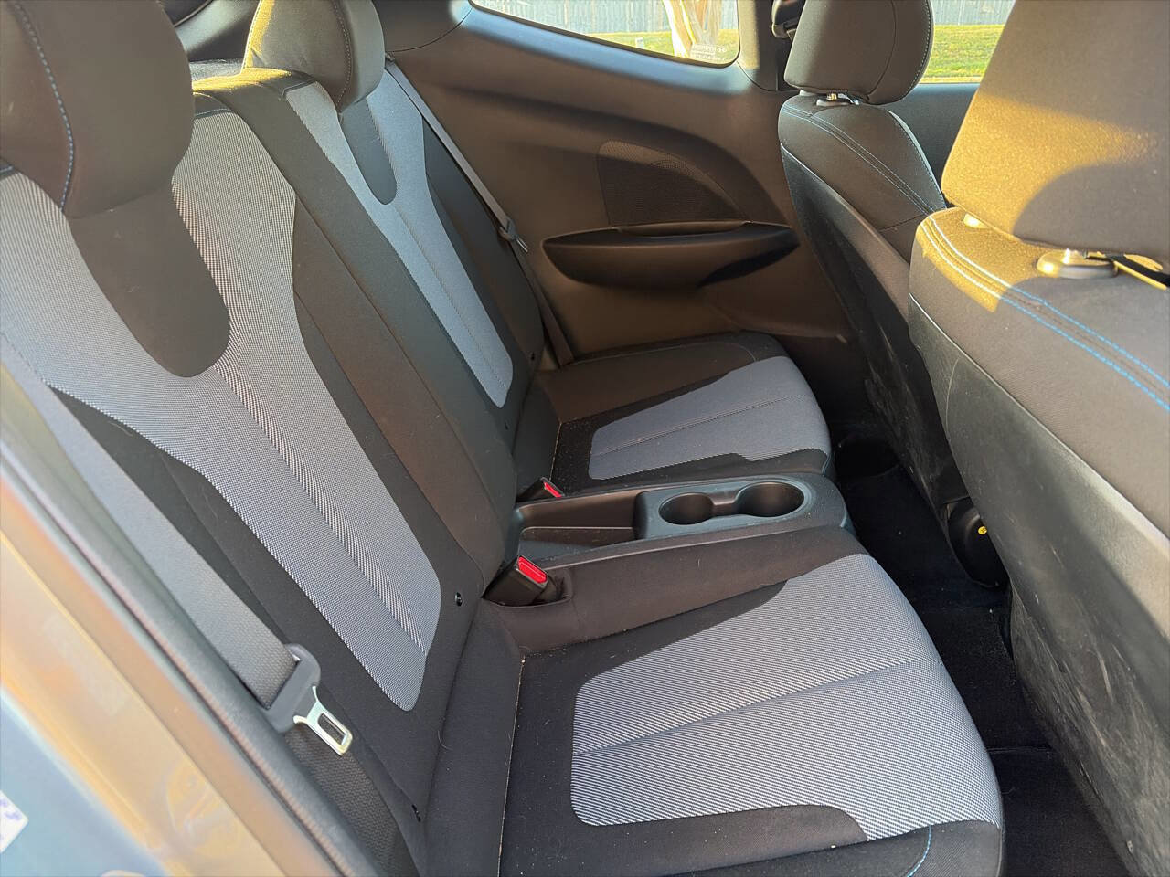 Used 2019 Hyundai Veloster 2.0 image 18