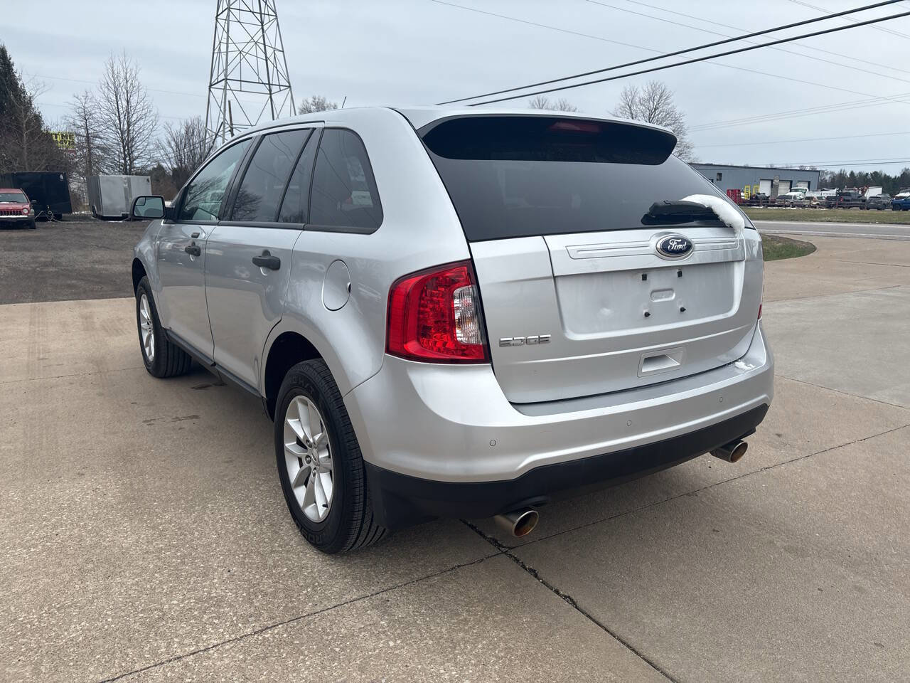 Used 2013 Ford Edge SE FWD image 4