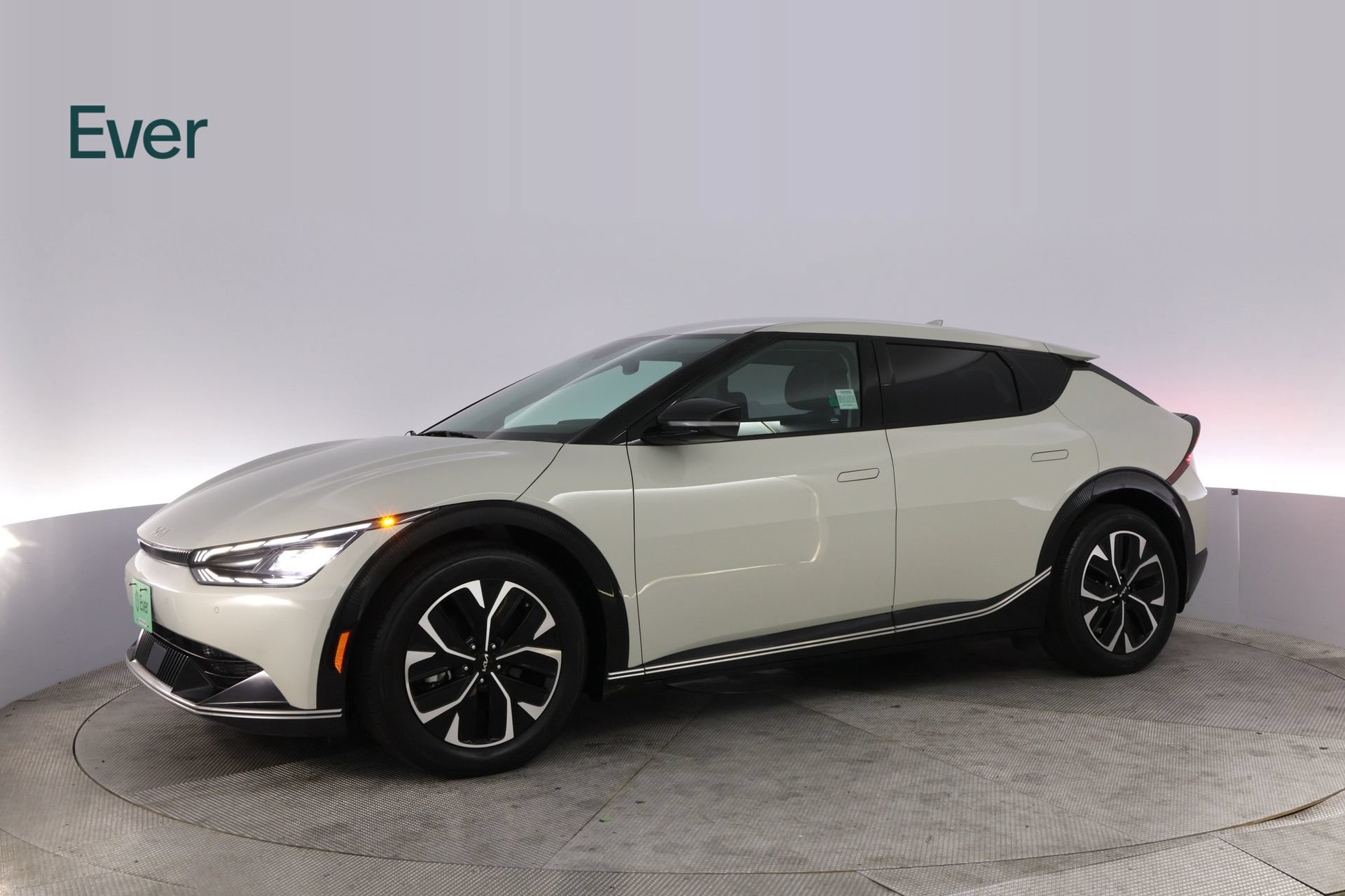 Used 2024 Kia EV6 Wind RWD image 18