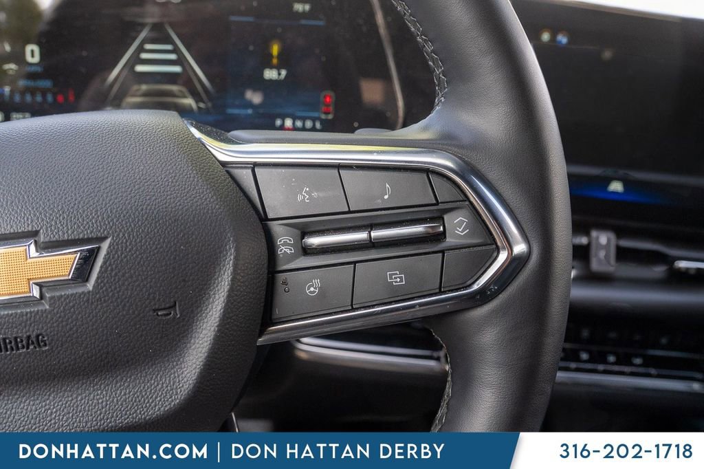 Used 2025 Chevrolet Equinox LT FWD image 10