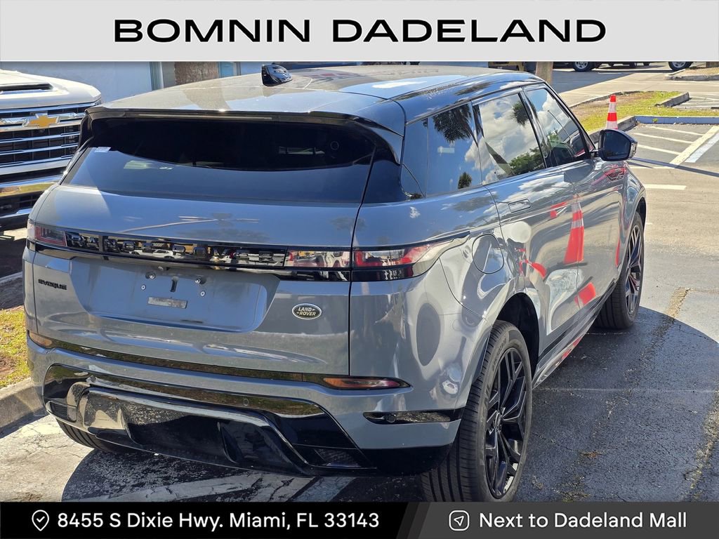 Used 2022 Land Rover Range Rover Evoque R-Dynamic S image 4
