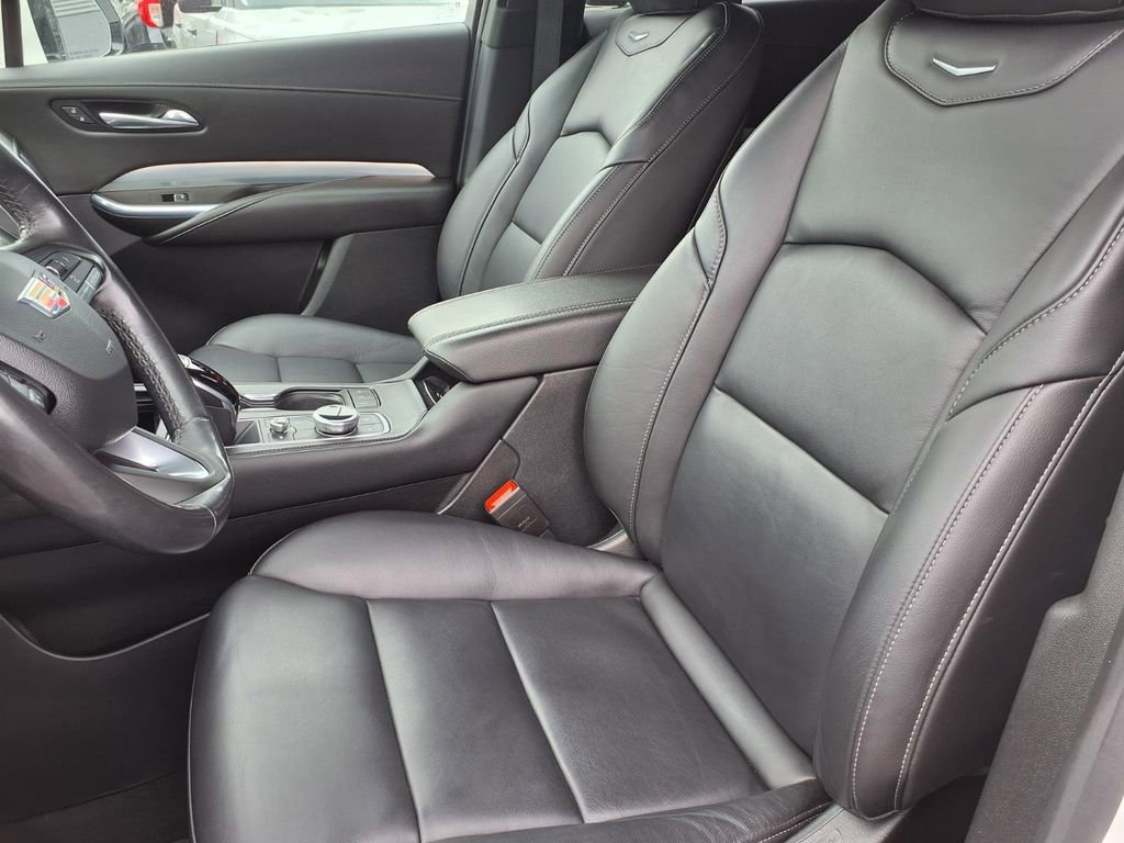 Used 2021 Cadillac XT4 Premium Luxury w/ Cold Weather Package image 3