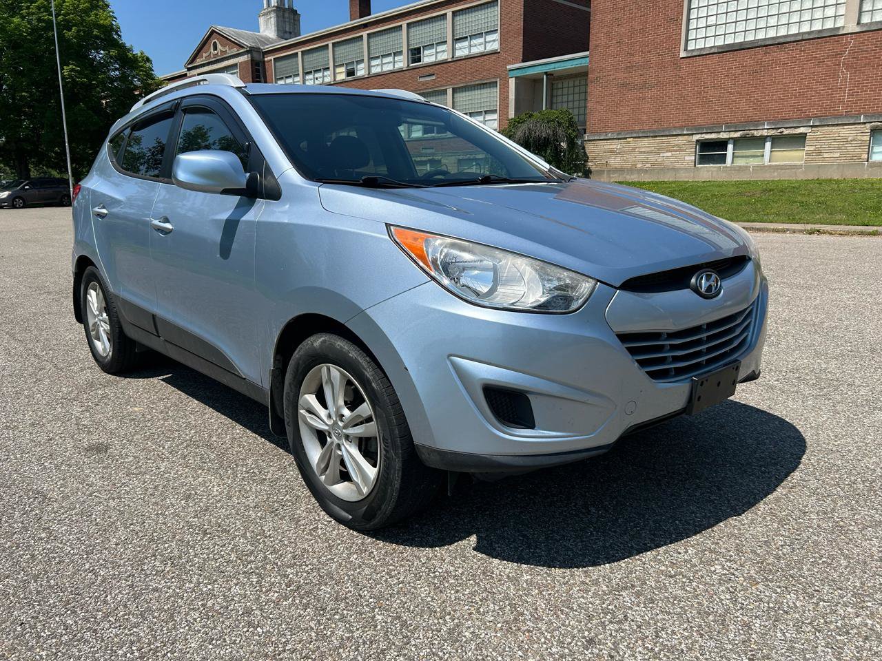 Used 2011 Hyundai Tucson GLS AWD/4WD image 6