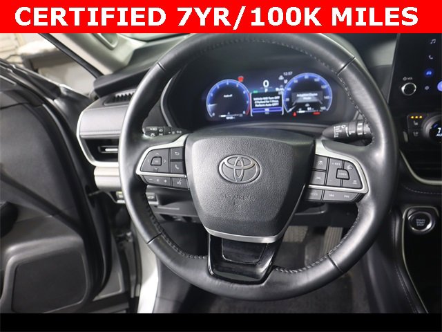 Used 2024 Toyota Grand Highlander Limited image 18