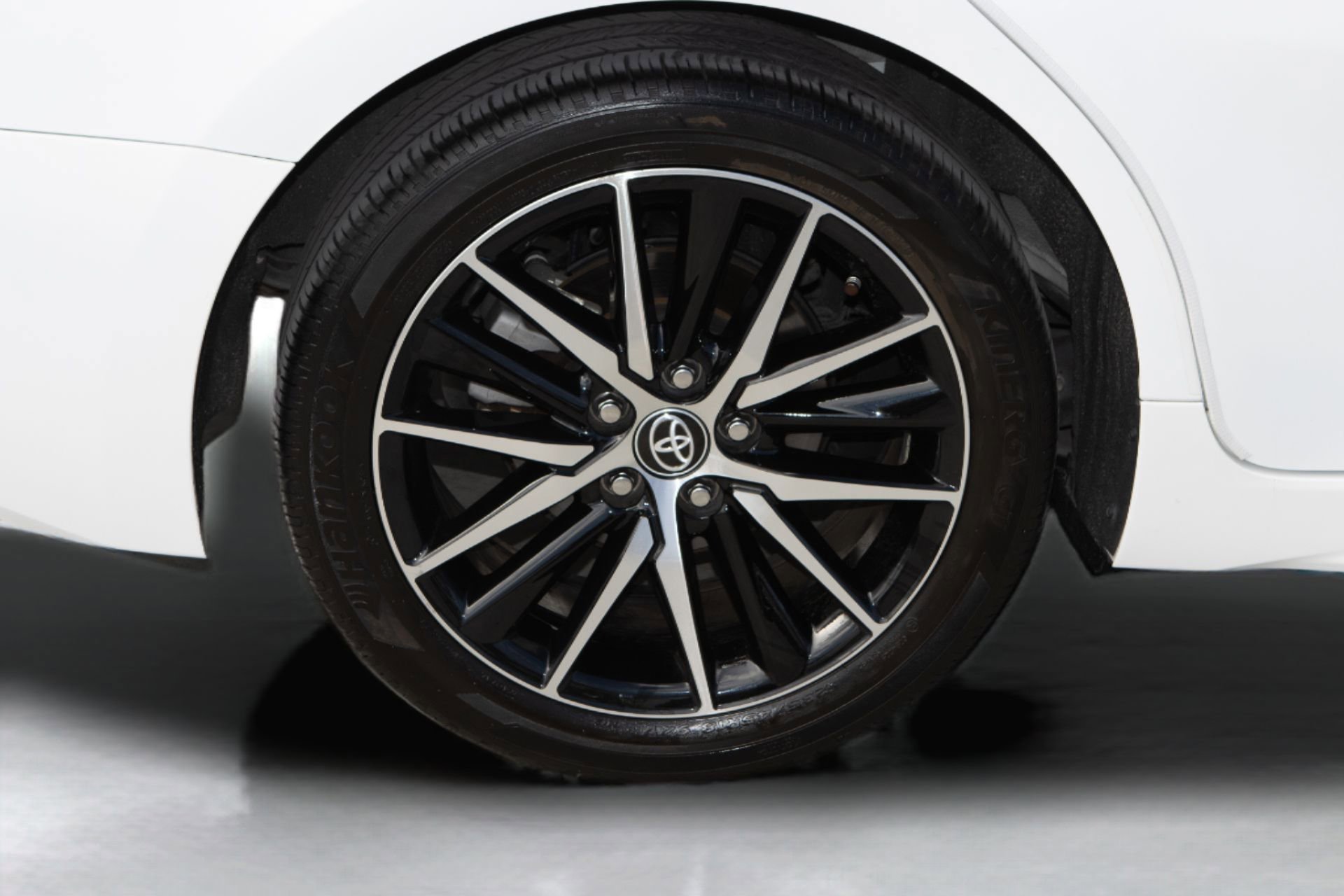 Used 2023 Toyota Camry SE image 34