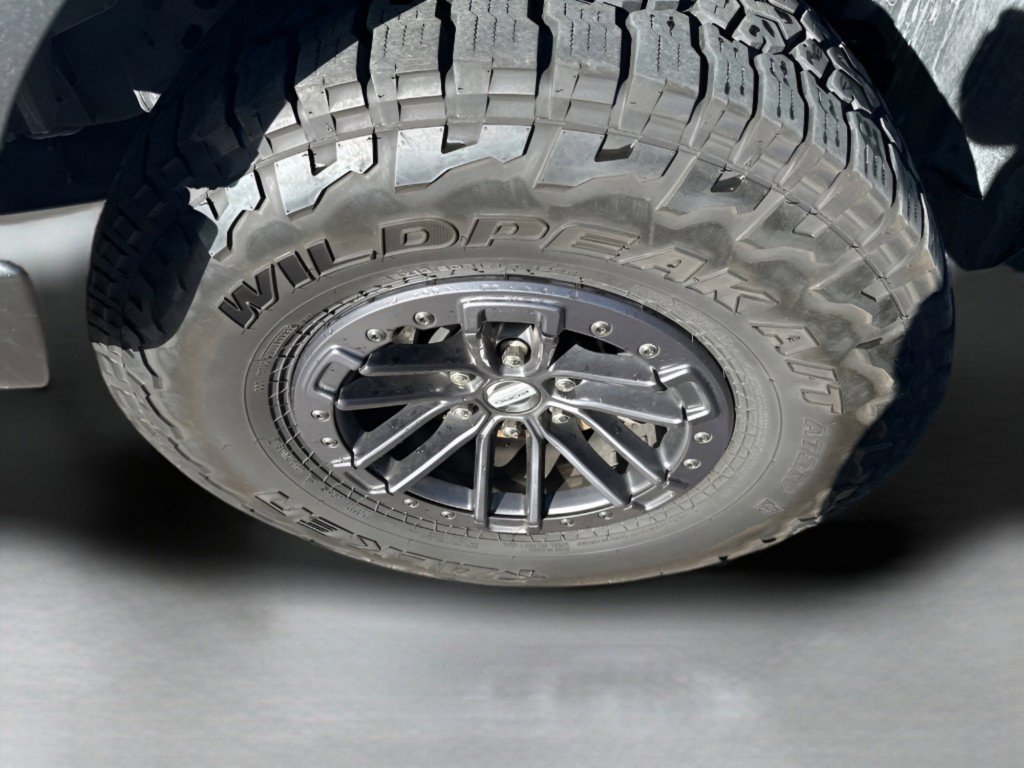 Certified 2020 Ford F150 Raptor w/ Equipment Group 802A Luxury image 5