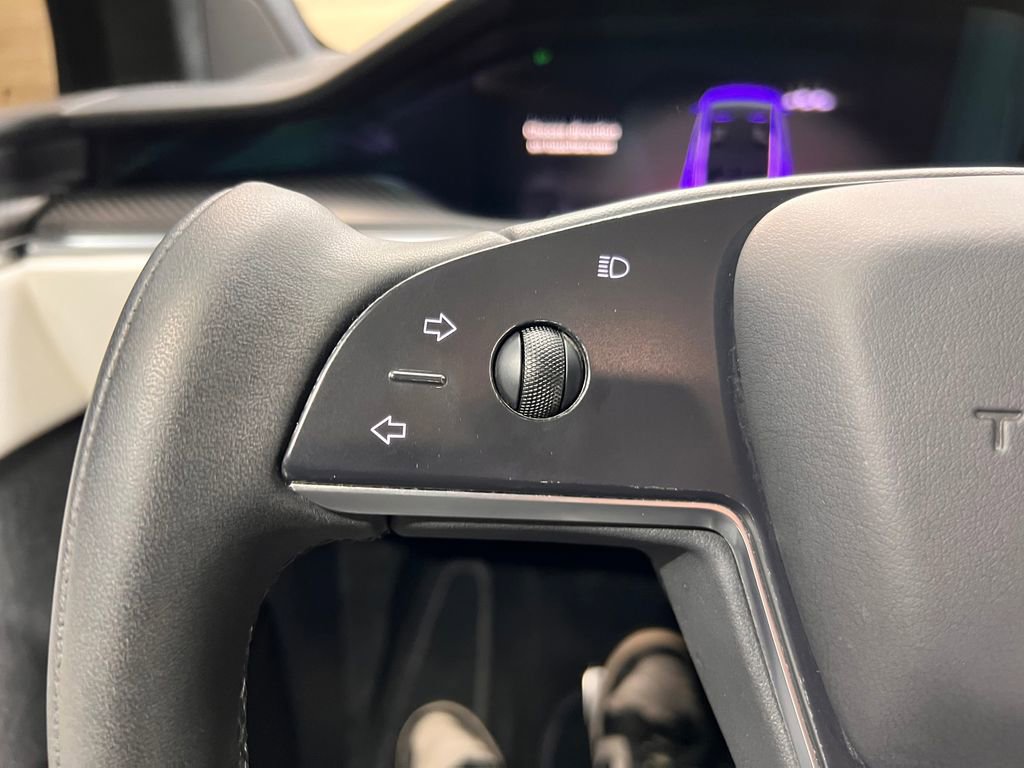 Used 2023 Tesla Model X Plaid AWD/4WD image 7