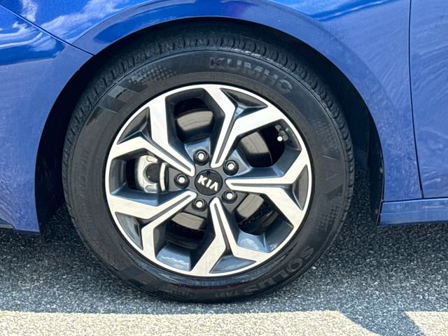 Used 2020 Kia Forte LXS FWD image 11