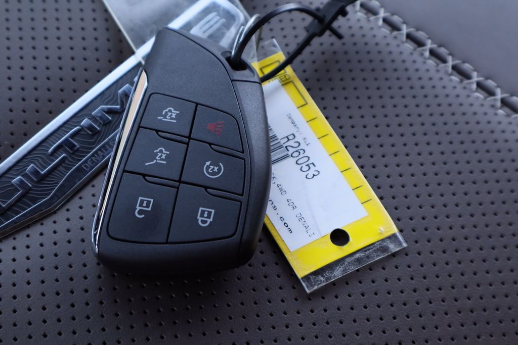 Certified 2026 GMC Yukon Denali Ultimate w/ LPO, Illumination Package image 40