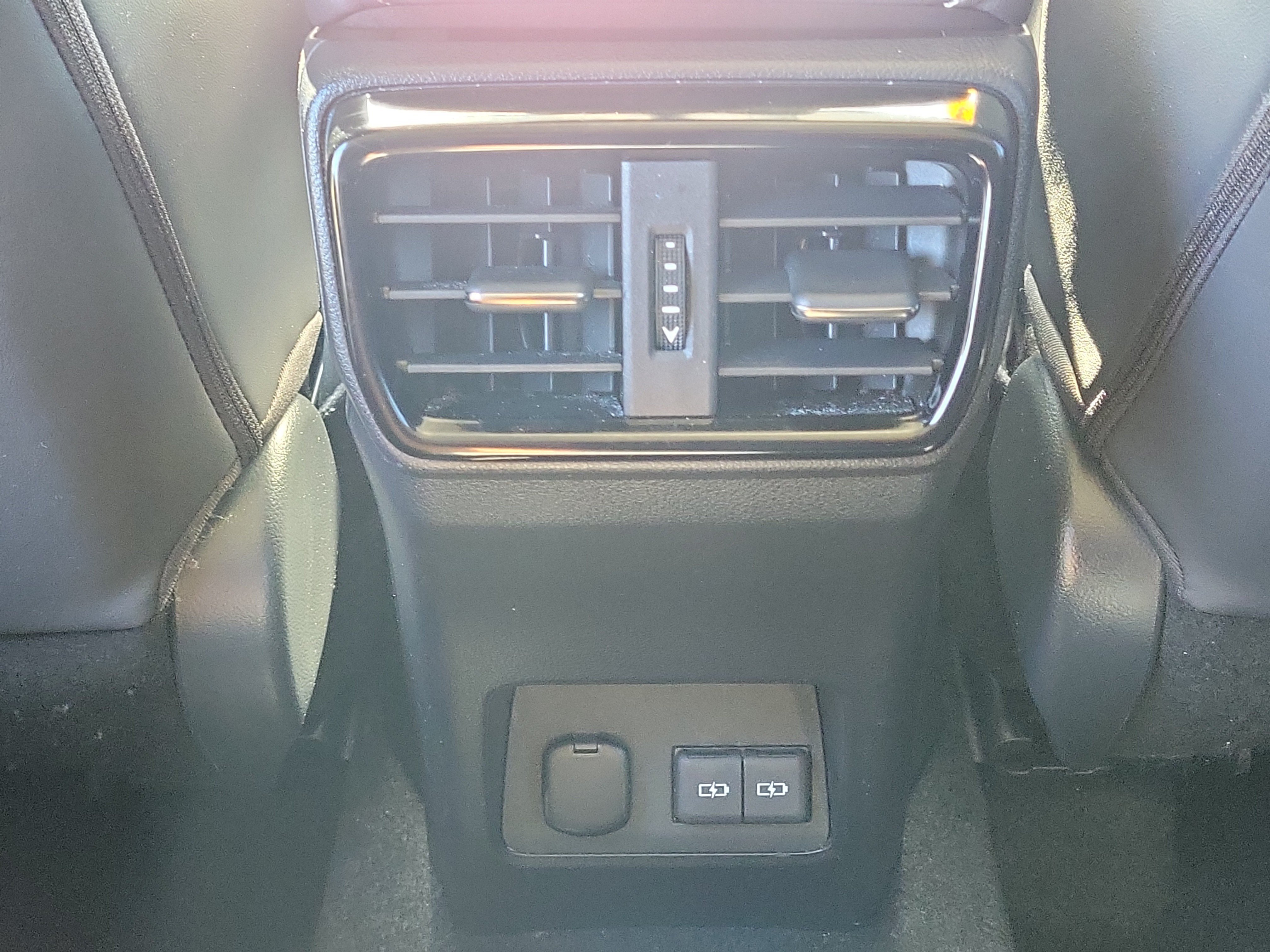 Used 2023 Lexus NX 250 FWD w/ Towing Package (2000 Lbs) image 12