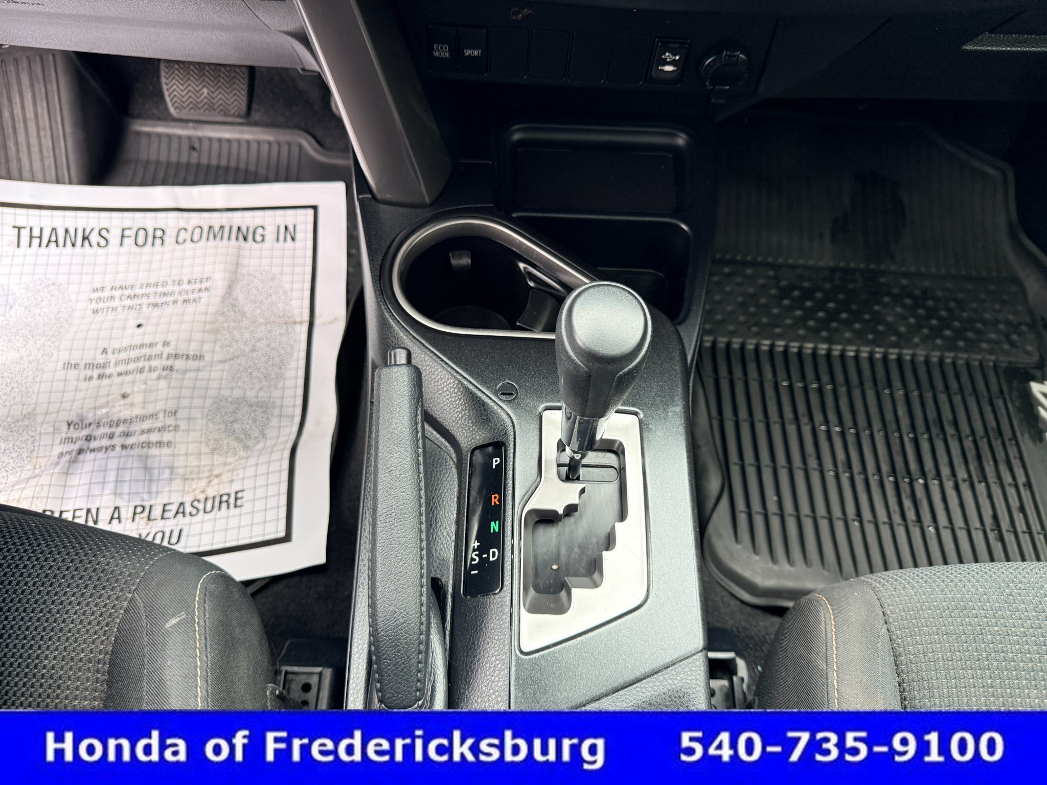 Used 2018 Toyota RAV4 XLE w/ Plus Extra Value Package AWD/4WD image 38