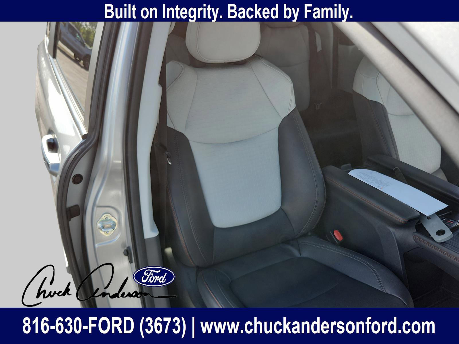 Used 2023 Toyota Sienna XSE w/ XSE Plus Package image 26