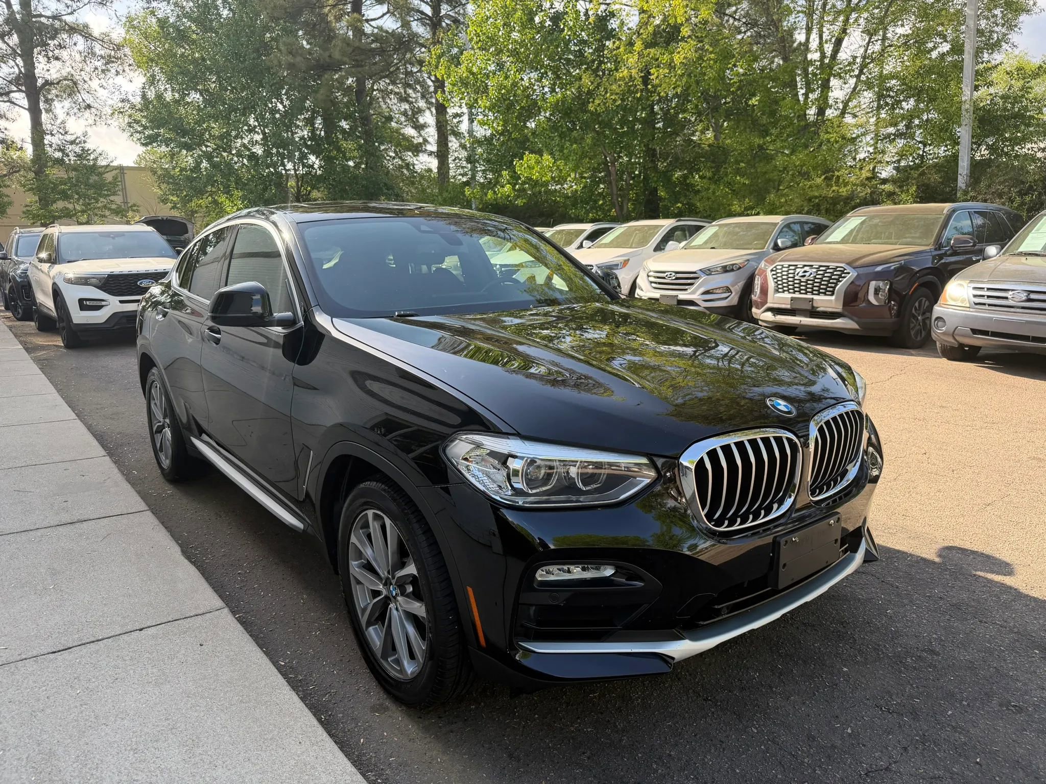 Used 2019 BMW X4 xDrive30i w/ Convenience Package image 4