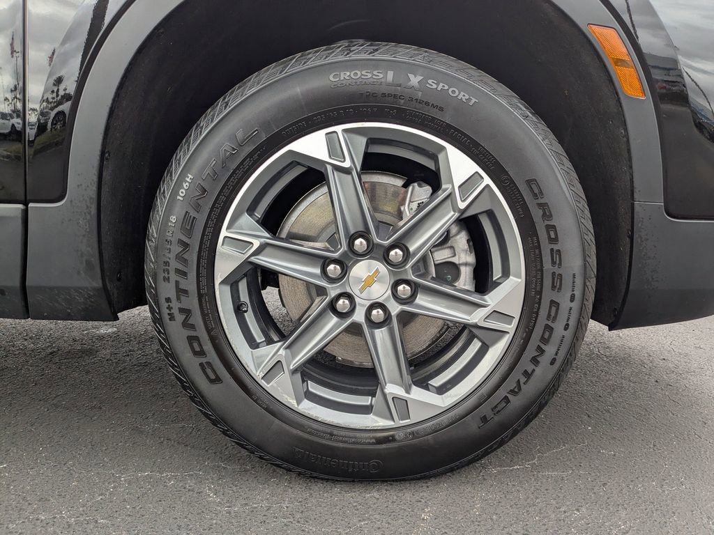 Used 2025 Chevrolet Blazer LT image 11