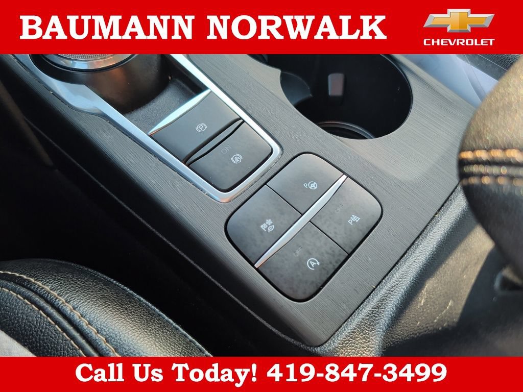 Used 2021 Ford Escape Titanium w/ Titanium Elite Package AWD/4WD image 34