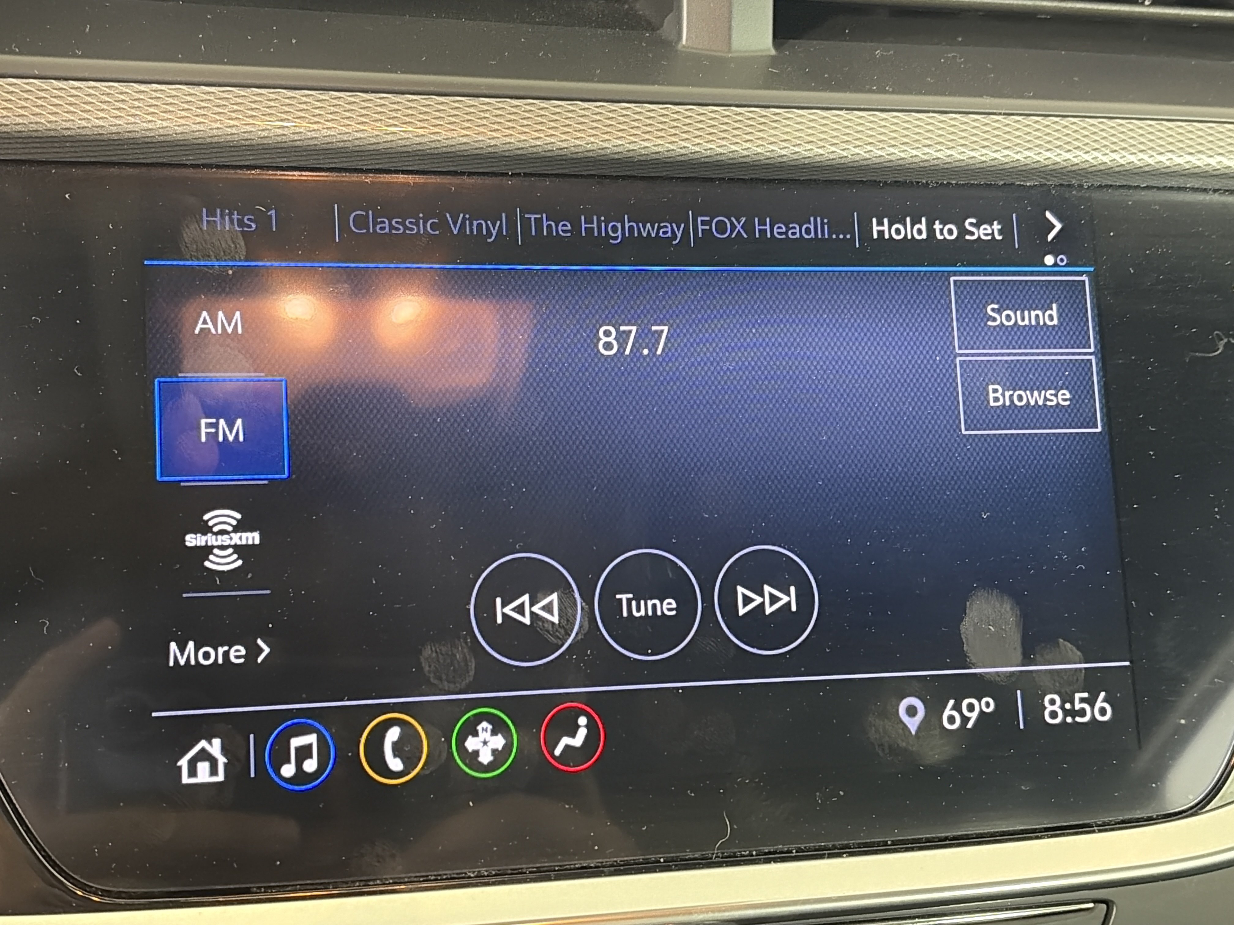 Used 2020 Buick Encore GX Essence FWD image 17