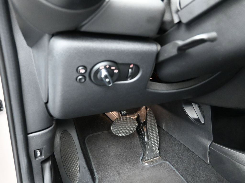 Used 2024 MINI Cooper S image 12