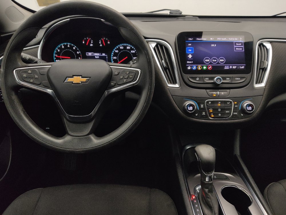 Used 2021 Chevrolet Malibu LT FWD image 22