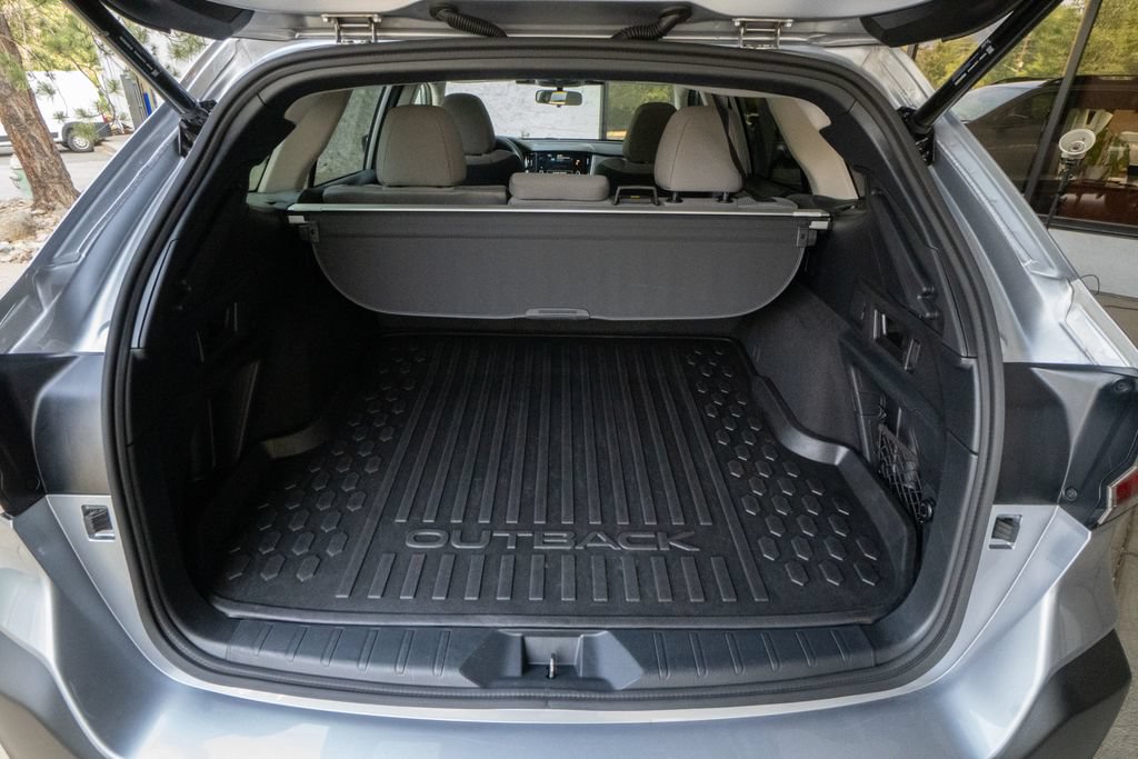 Certified 2025 Subaru Outback Premium AWD/4WD image 20
