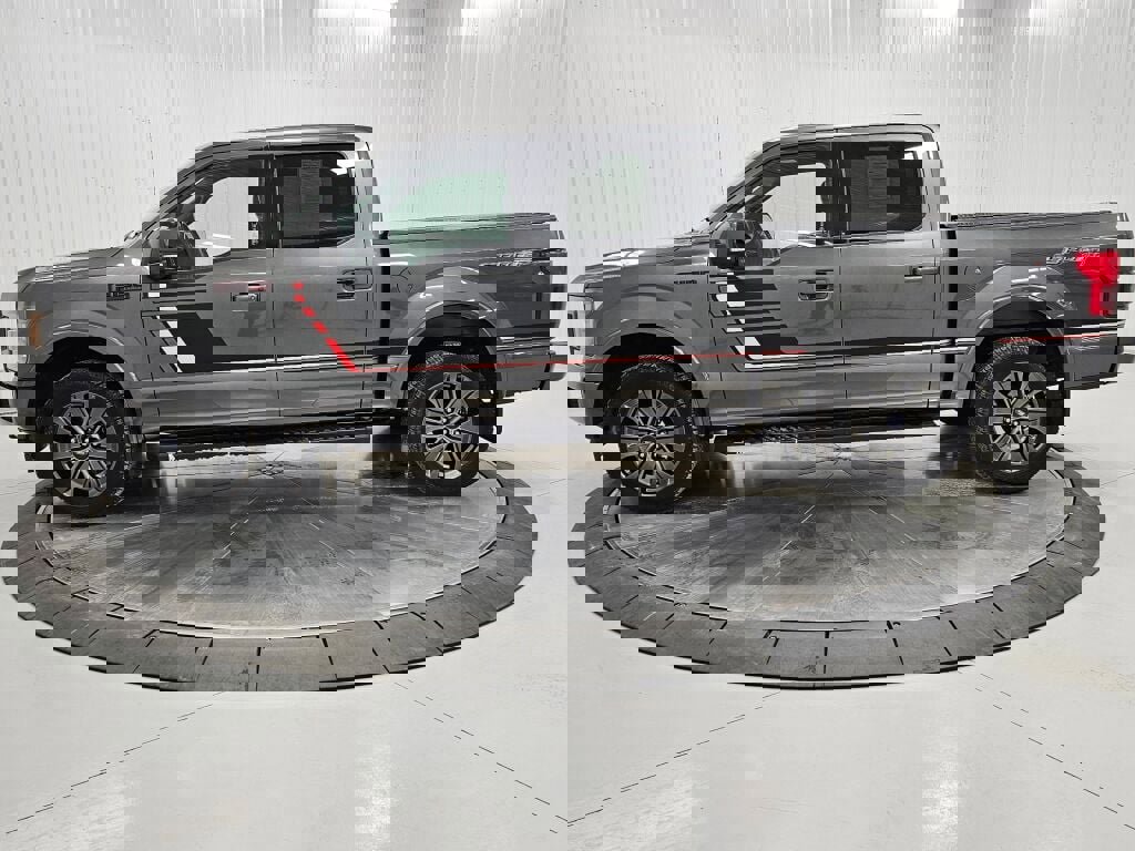 Used 2018 Ford F150 Lariat image 2