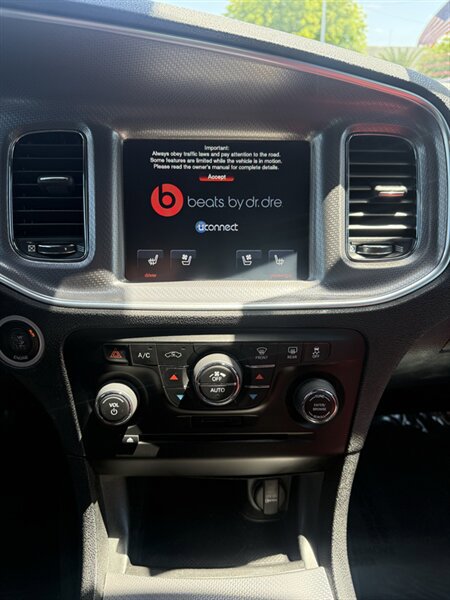 Used 2013 Dodge Charger SXT Plus RWD image 16
