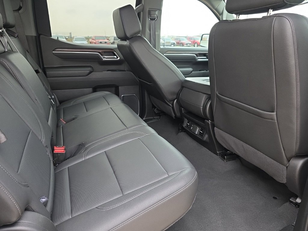 Used 2025 GMC Sierra 1500 SLT image 19