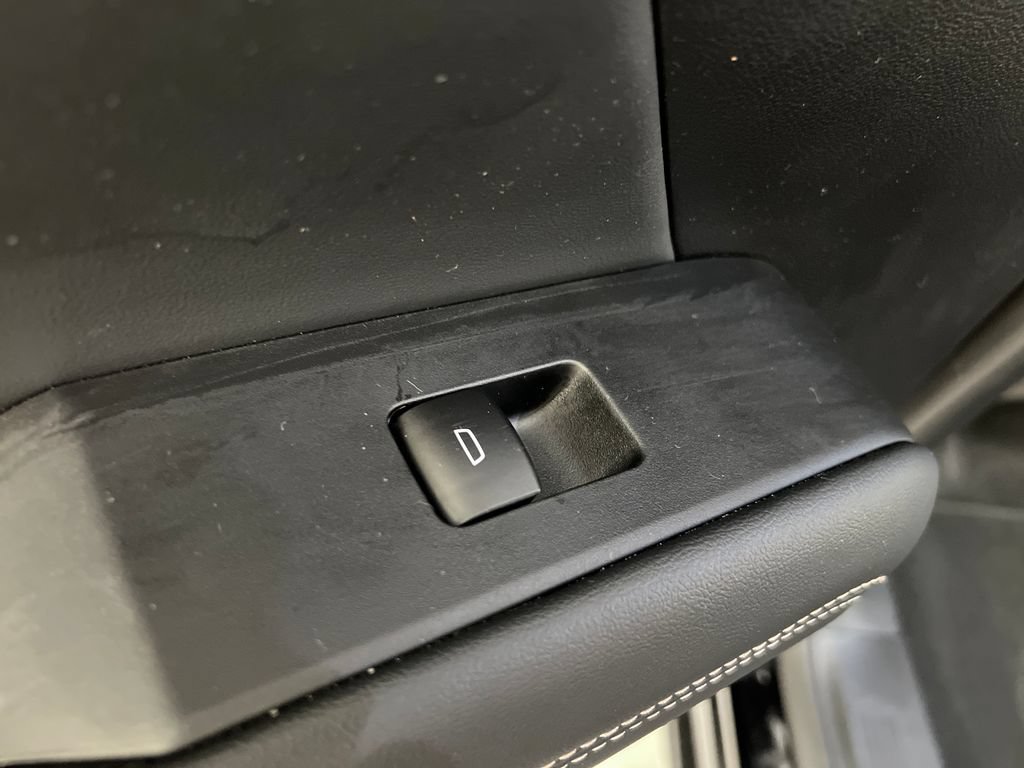 Used 2025 GMC Terrain Elevation FWD image 20