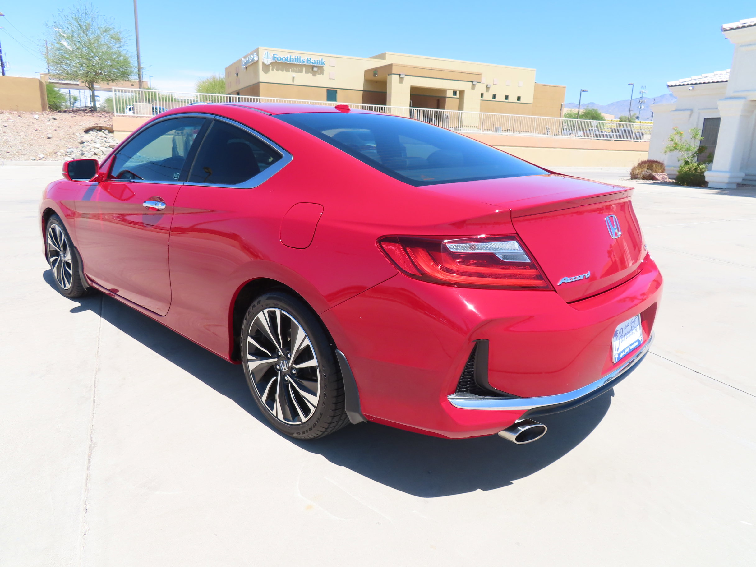 Used 2017 Honda Accord EX-L image 7