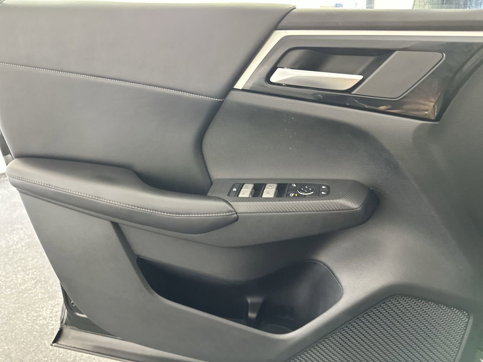 Used 2022 Mitsubishi Outlander SE FWD image 29