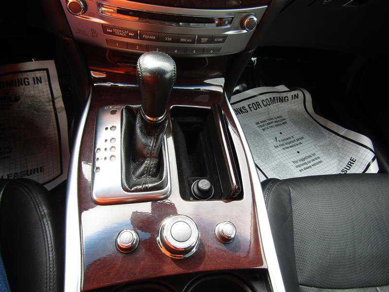Used 2016 INFINITI Q70 L 3.7 image 24