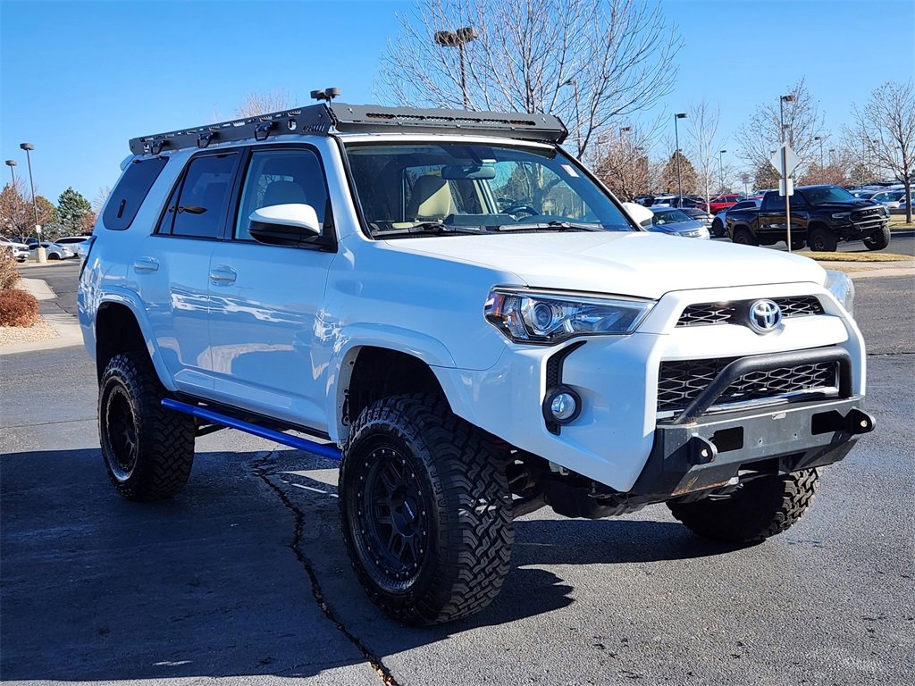 Used 2016 Toyota 4Runner SR5 image 4