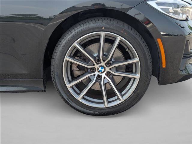 Used 2021 BMW 330i xDrive Sedan AWD/4WD image 24