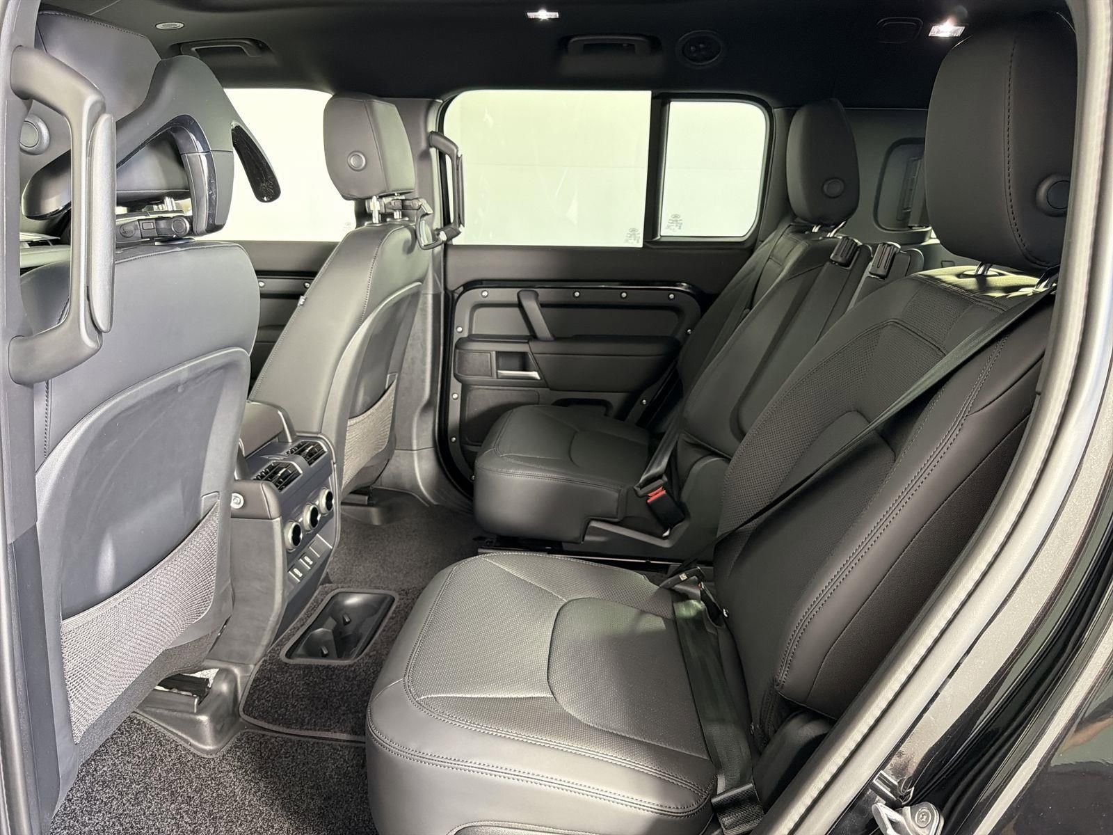 New 2026 Land Rover Defender 130 S AWD/4WD image 27