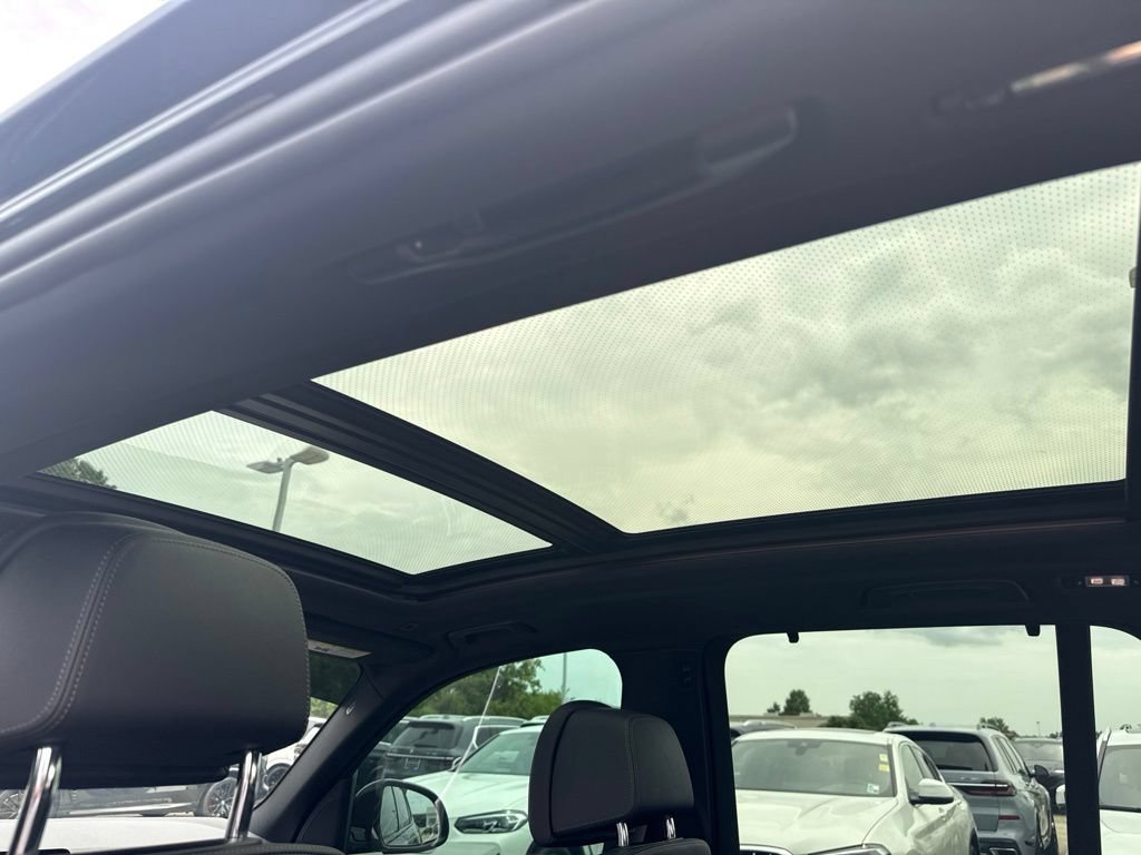 Used 2022 BMW X5 sDrive40i w/ M Sport Package RWD image 26
