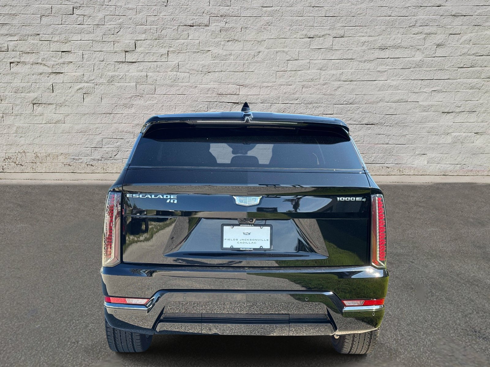 Certified 2026 Cadillac Escalade IQ Sport 2 AWD/4WD image 4