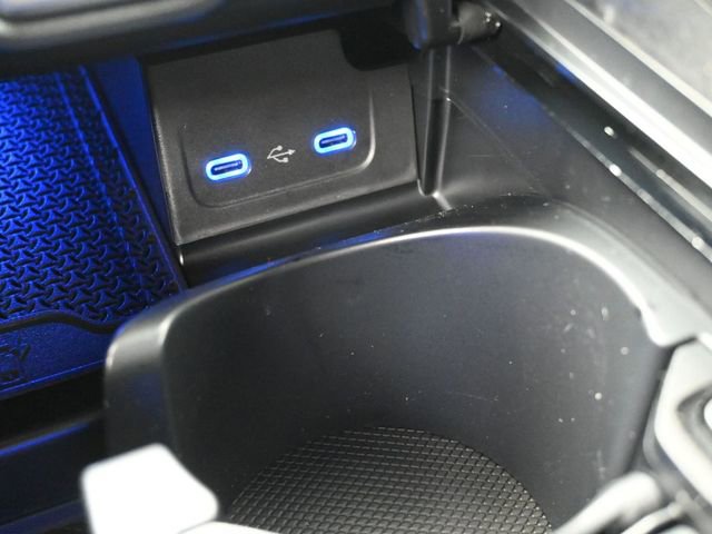 New 2026 Mercedes-Benz CLE 450 4MATIC Coupe image 4