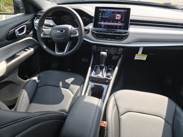 New 2026 Jeep Compass Limited w/ Sun, Sound & Navigation Group AWD/4WD image 36