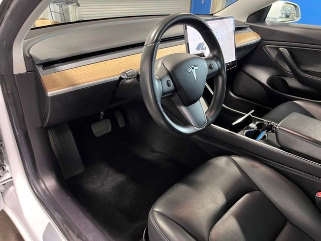 Used 2019 Tesla Model 3 Standard Range Plus RWD image 18