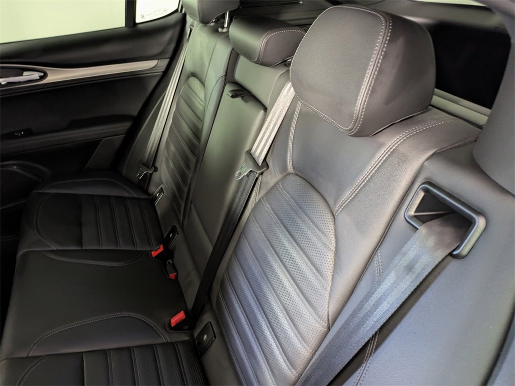 New 2025 Alfa Romeo Stelvio Sprint w/ Veloce Package image 16