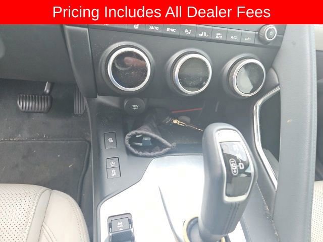 Used 2020 Jaguar E-PACE SE AWD/4WD image 4
