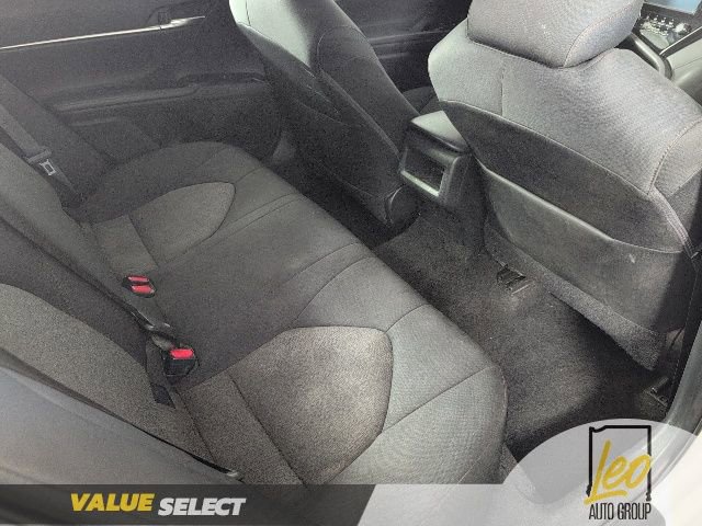 Used 2019 Toyota Camry LE image 12