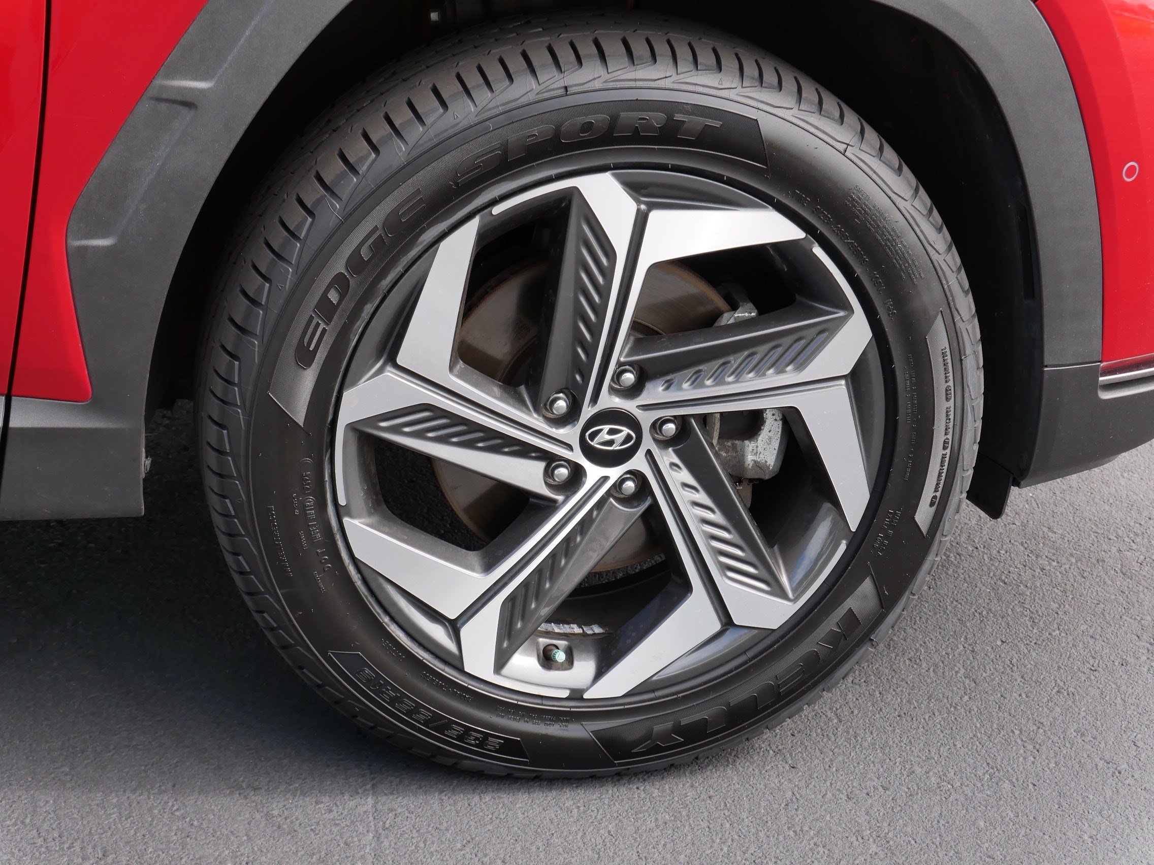 Used 2022 Hyundai Tucson Limited AWD/4WD image 15