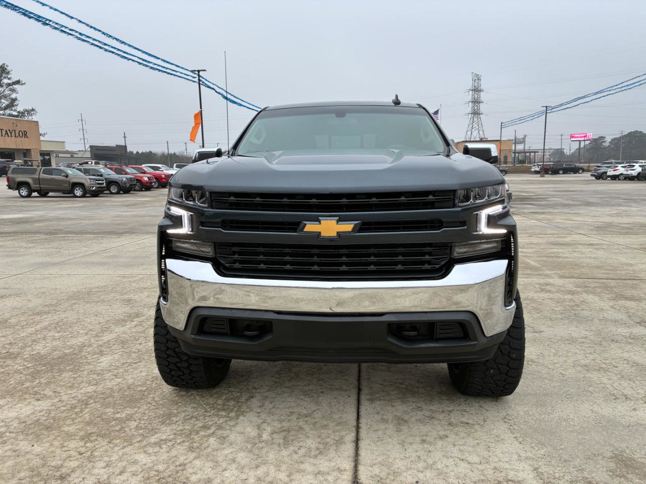 Used 2021 Chevrolet Silverado 1500 LT w/ Texas Edition Plus AWD/4WD image 3
