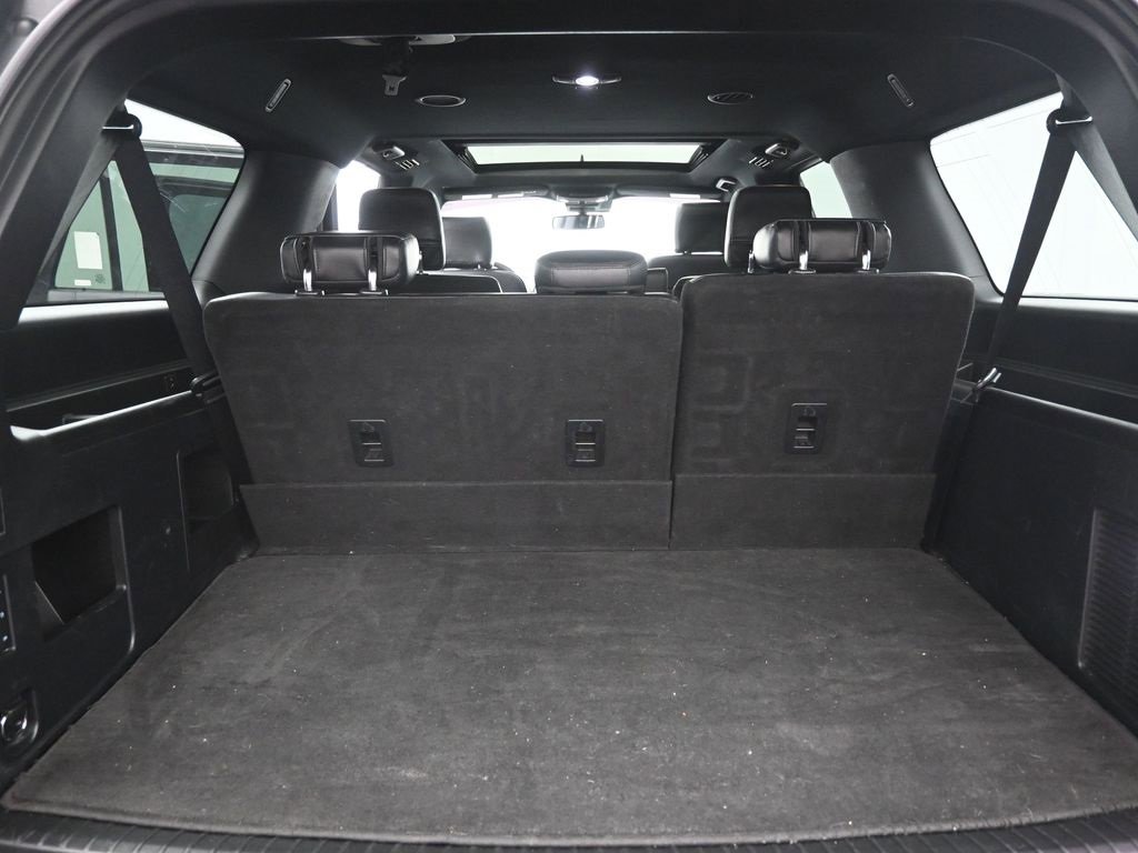 Used 2020 Ford Expedition Max XLT w/ Equipment Group 202A image 2
